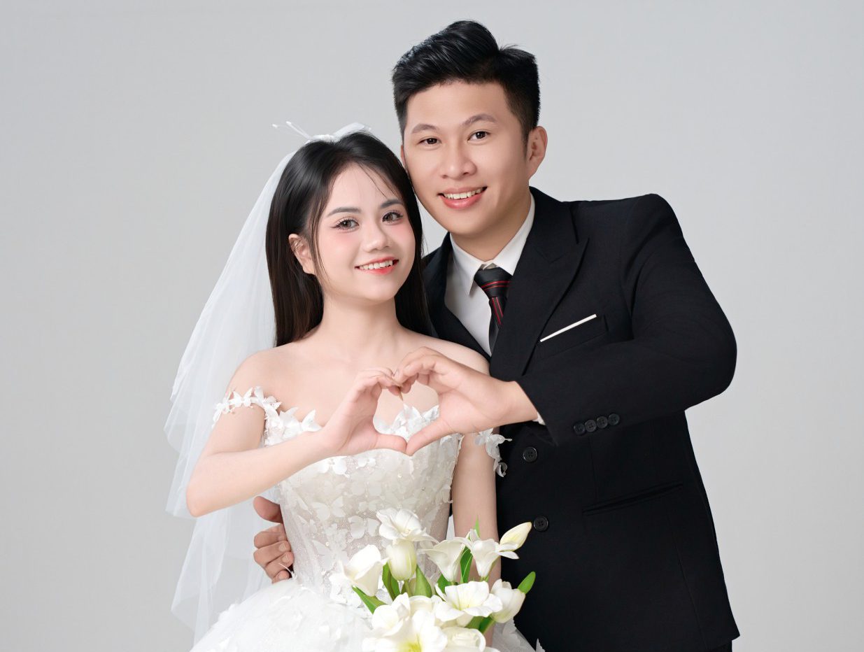 Huy Hoạt & Huyền Trang