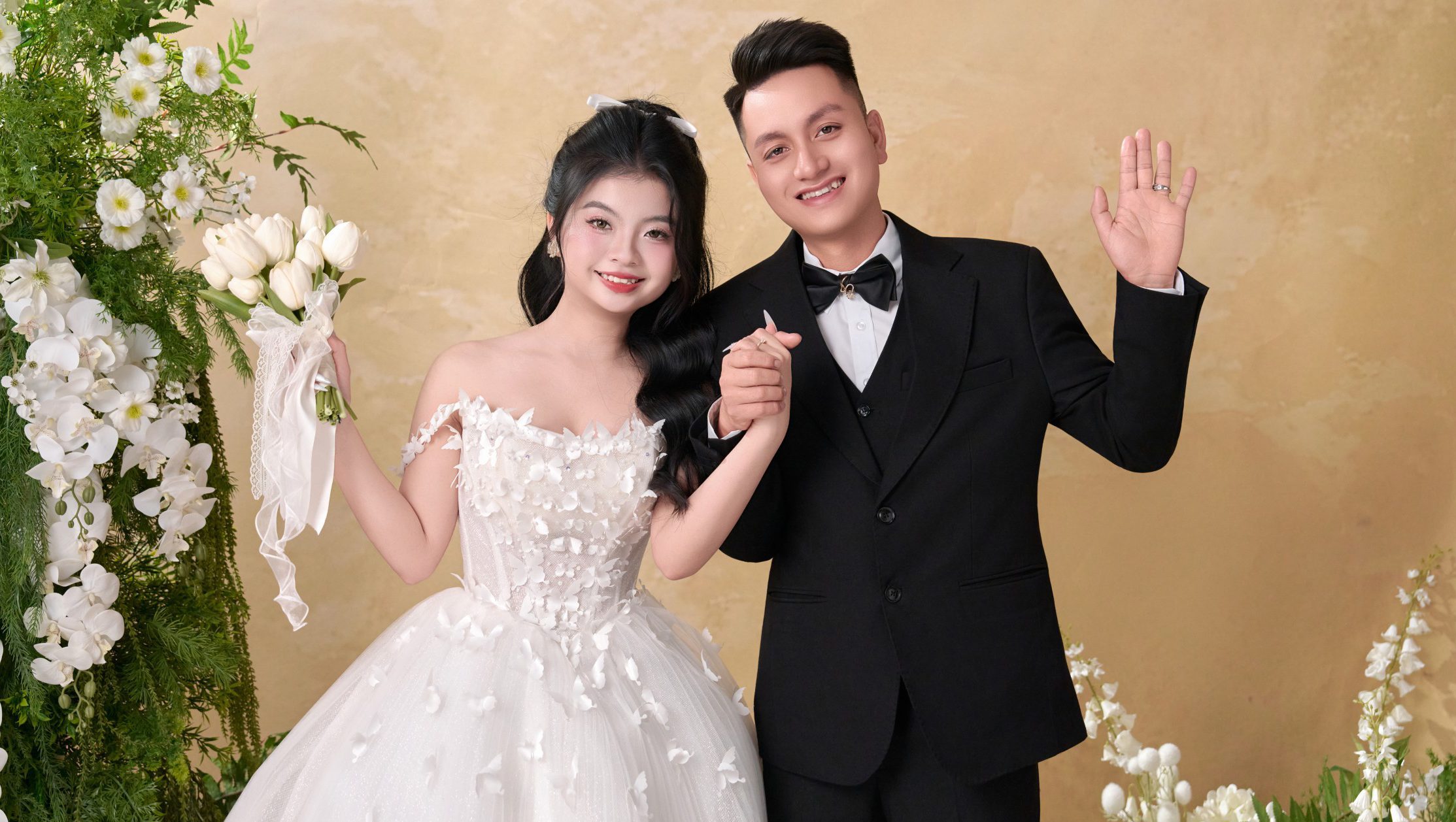 Xuân Vũ & Hương Giang